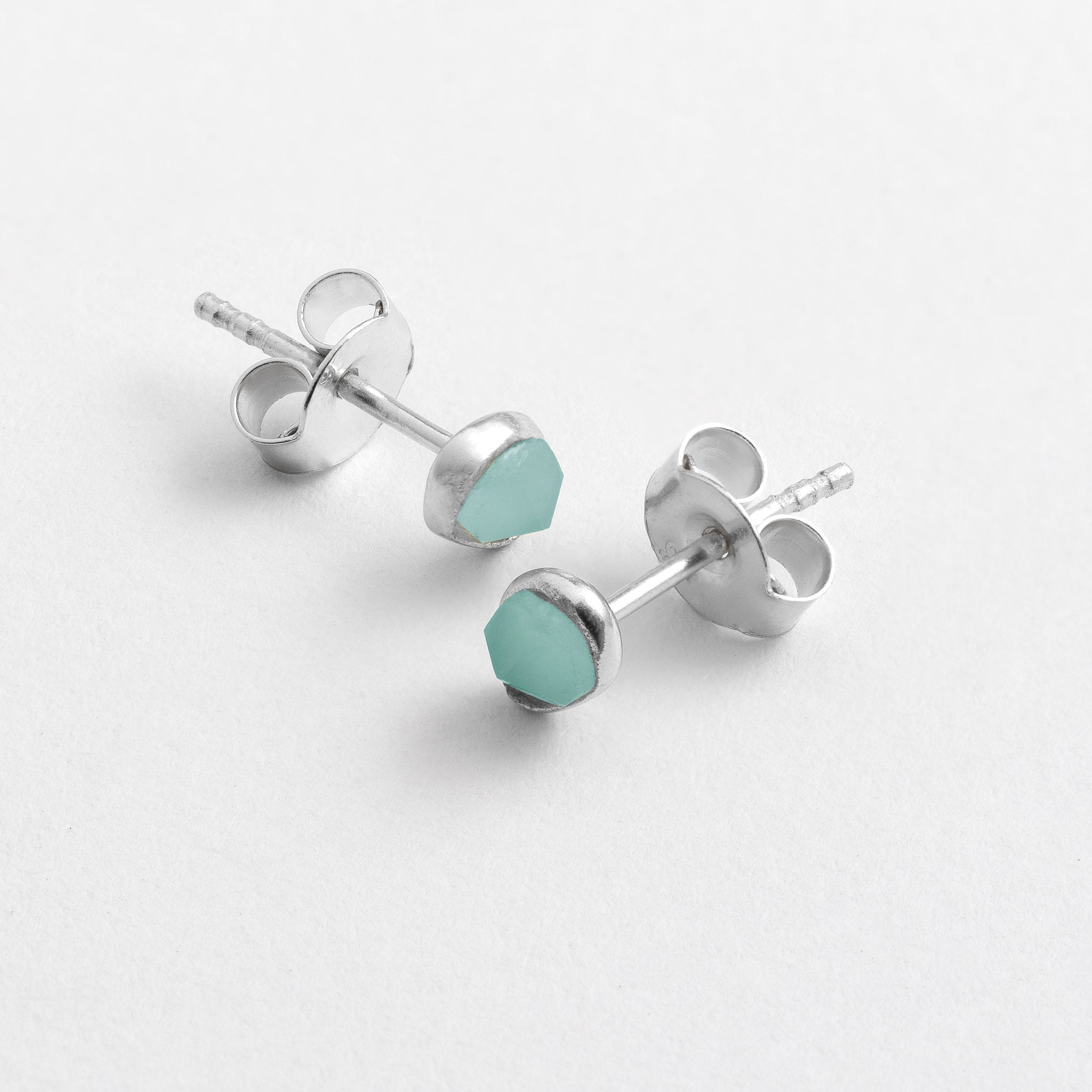 Stud features a sparkling, handcut natural gemstone and is crafted from sterling silver or 18ct gold vermeil.